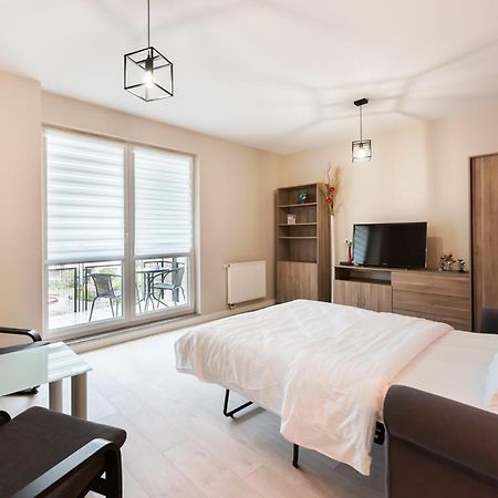 Ursus Pleasant Apartment Warschau Exterior foto